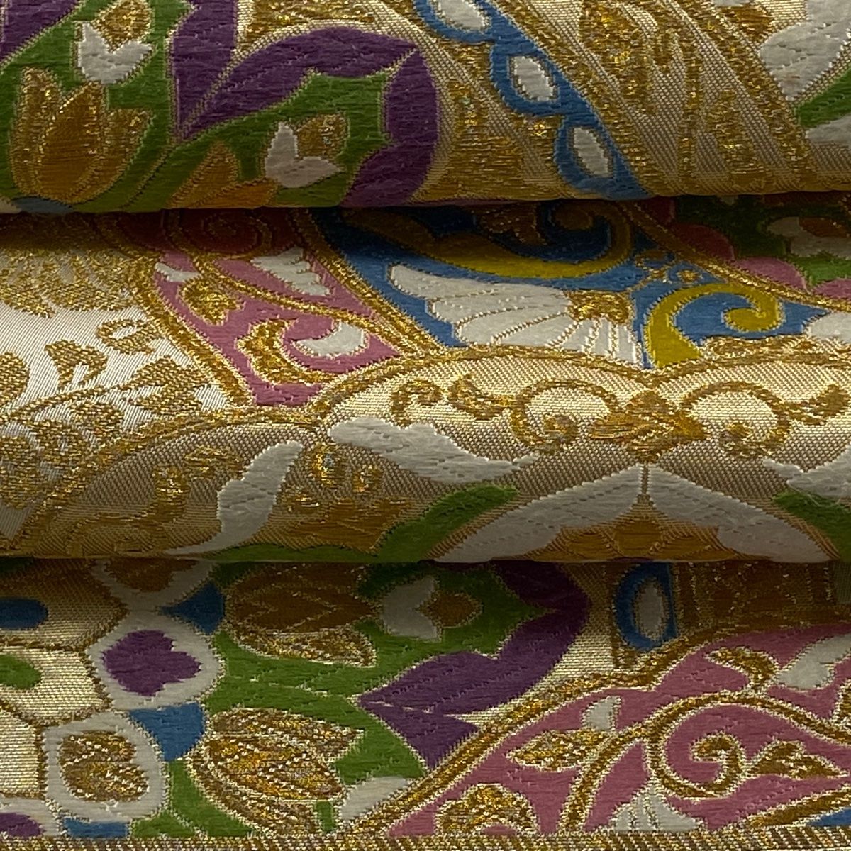 【Ｚ996】◇厳選西陣美品◇両面全通丸帯◇唐織◇正絹◇唐草華文様◇格調高い◇高級美術丸帯◇袋帯名古屋帯簪帯締め 袋帯 逸品 河合美術織物 関西仕立て 京西陣織 華文 草花 金糸 唐織