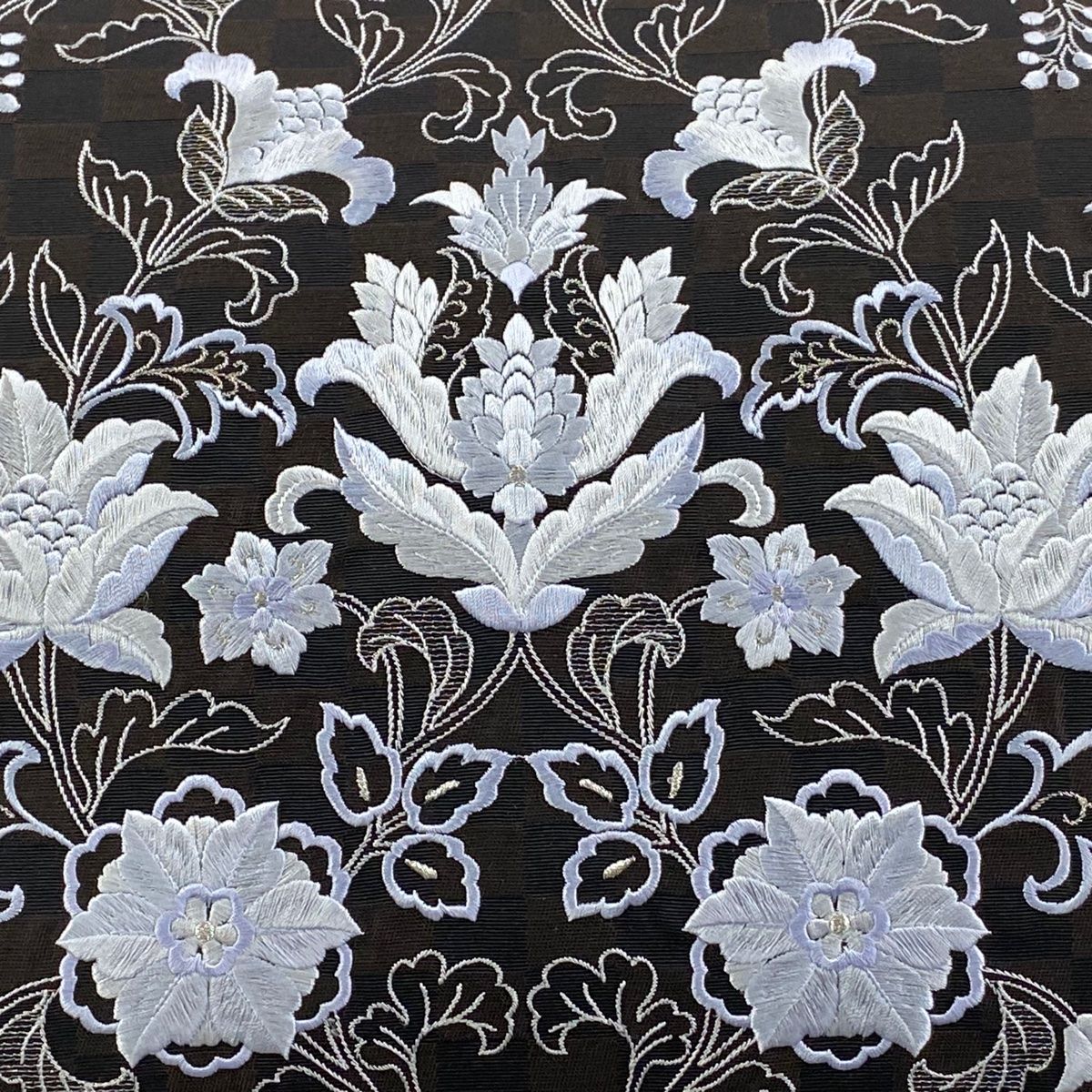 袋帯 草花 市松 刺繍 銀糸 焦茶色 お太鼓柄 正絹