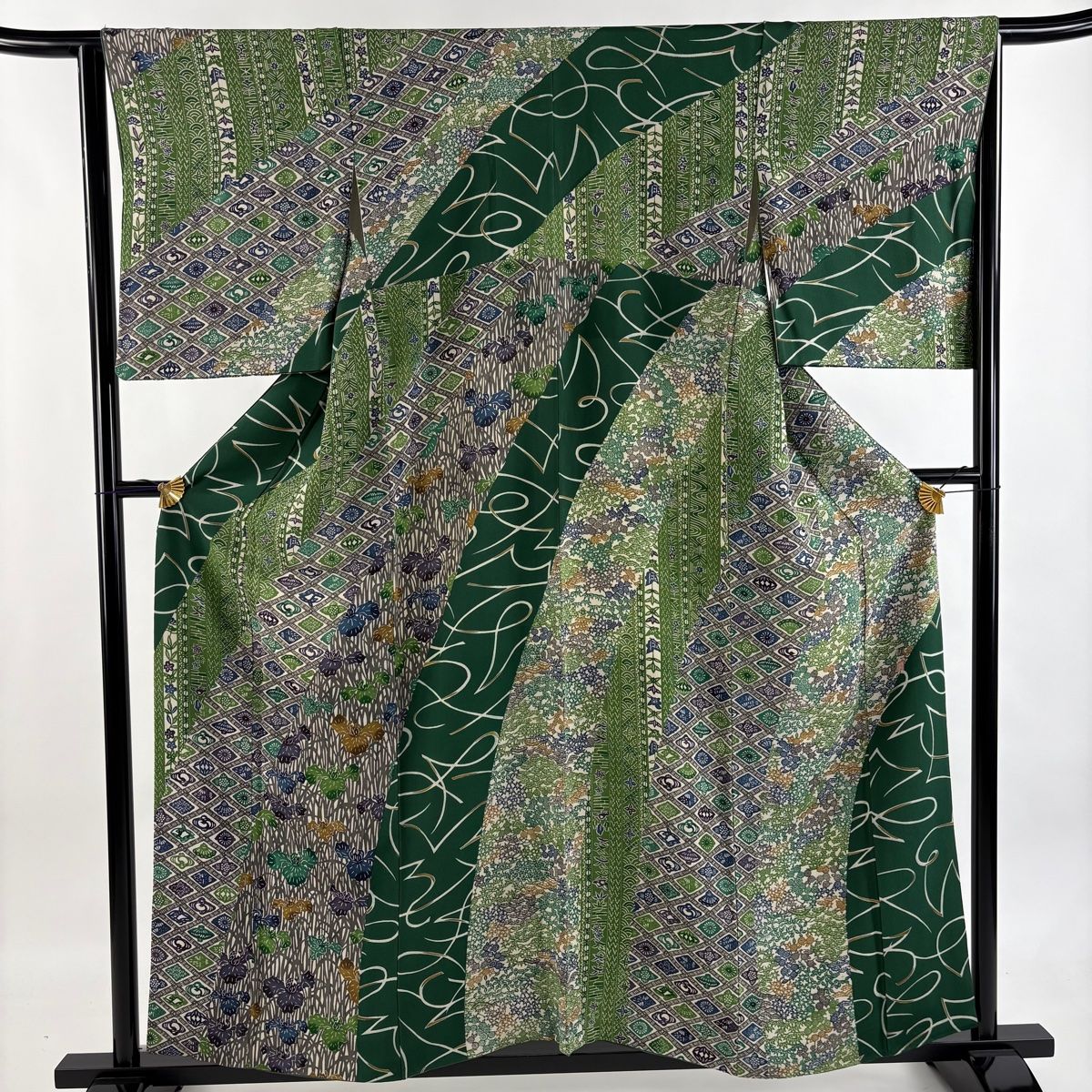 訪問着 身丈157.5cm 裄丈64cm M 袷 五味桂子 落款 菖蒲 菱 縮緬 緑 正絹