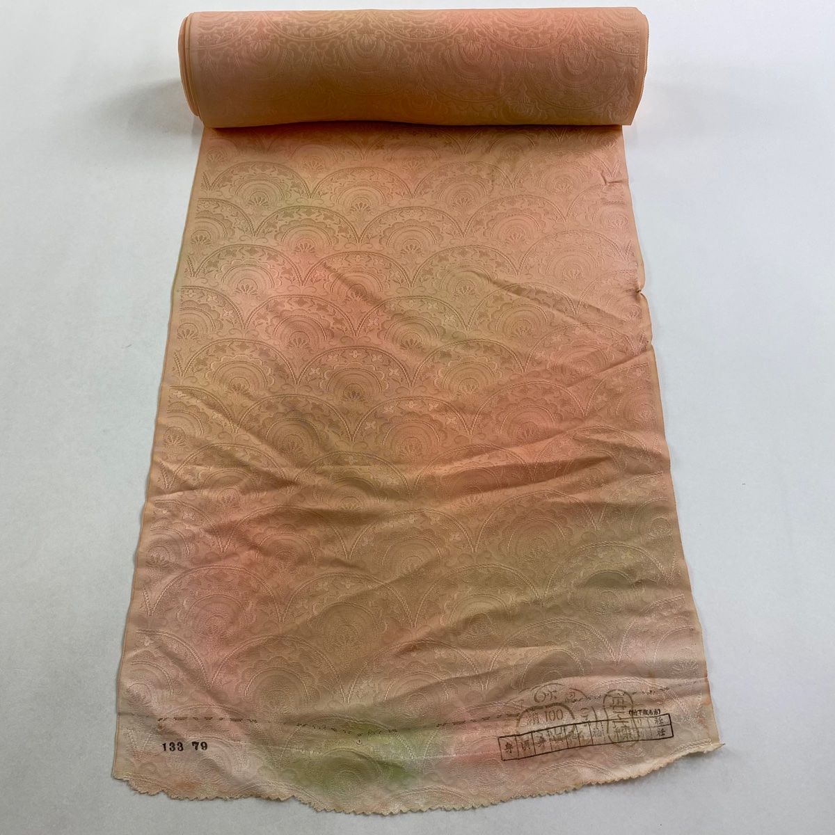 反物 秀品 小紋 地紋 ぼかし サーモンピンク 正絹