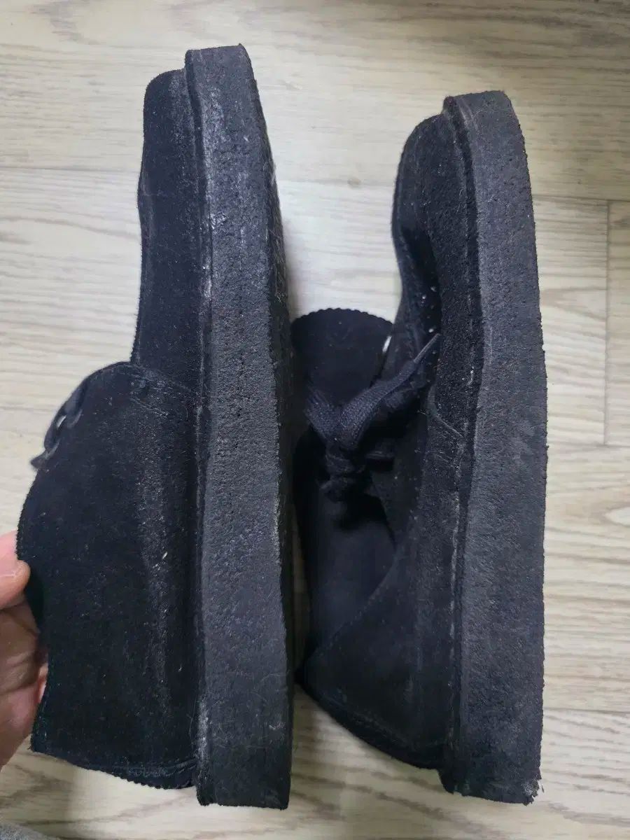 クラークス デザート ワラビー ブラック 245