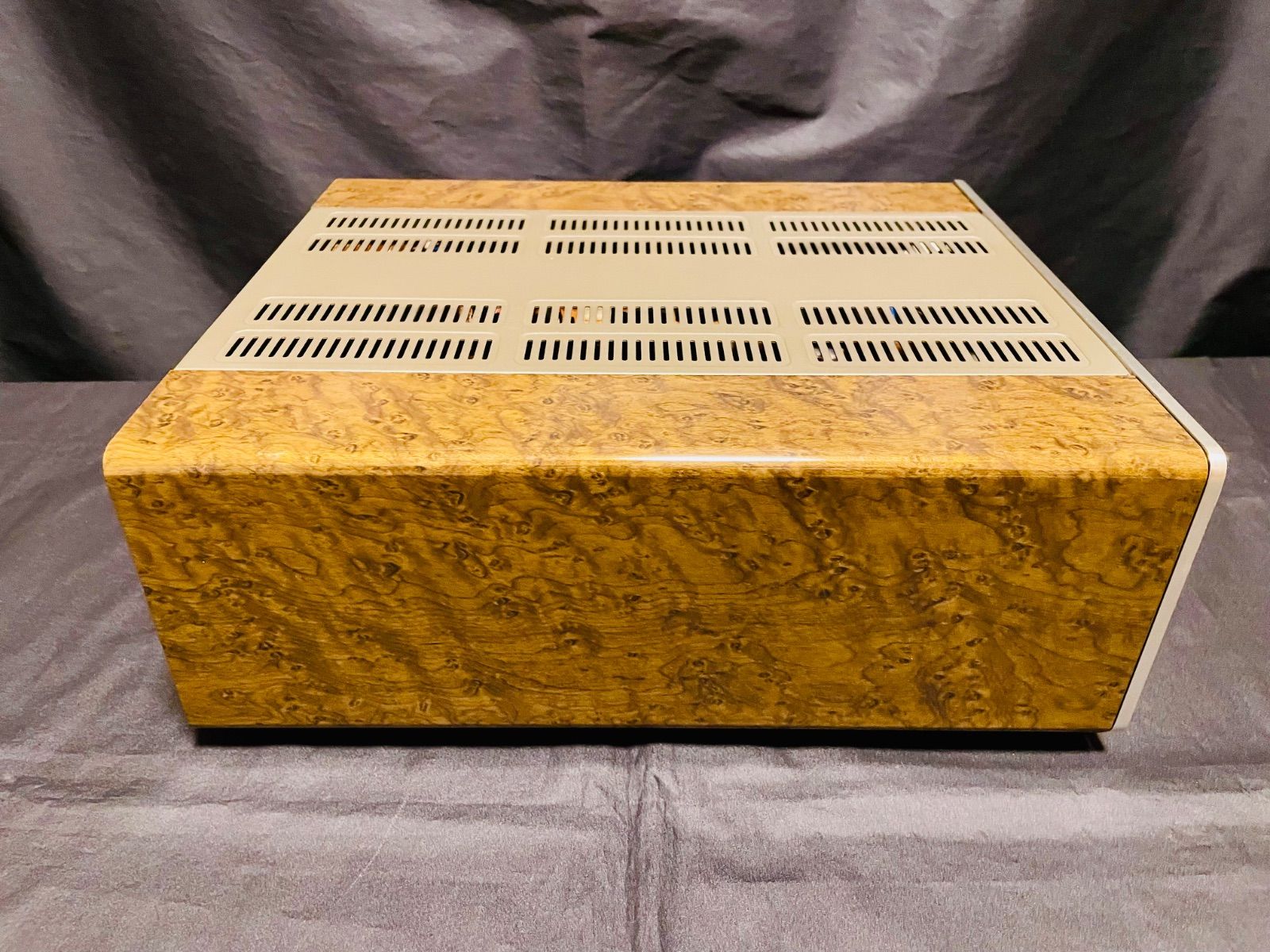 BOSE PLS-1310 極美品 レンズ、ベルト、ギア新品　オーバーホール済 BOSE PLS-1310 極上品 レンズ、ベルト、ギヤ新品 オーバーホール済み