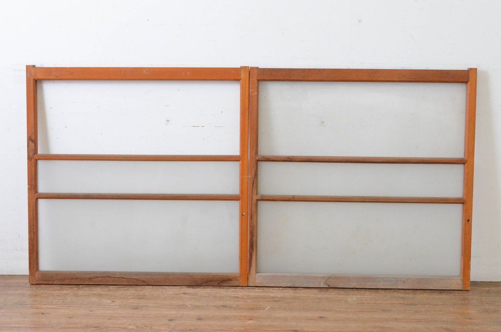 現状販売 ガラス窓2枚セット アンティーク建具 引き戸 ガラス戸 4~7営業日前後で発送 修理加工希望の方3ヶ月程で発送 R-064993