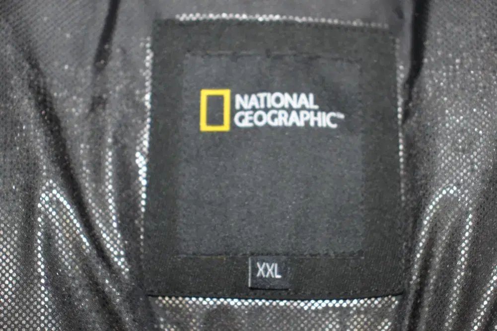 ナショナルジオグラフィック ブラック