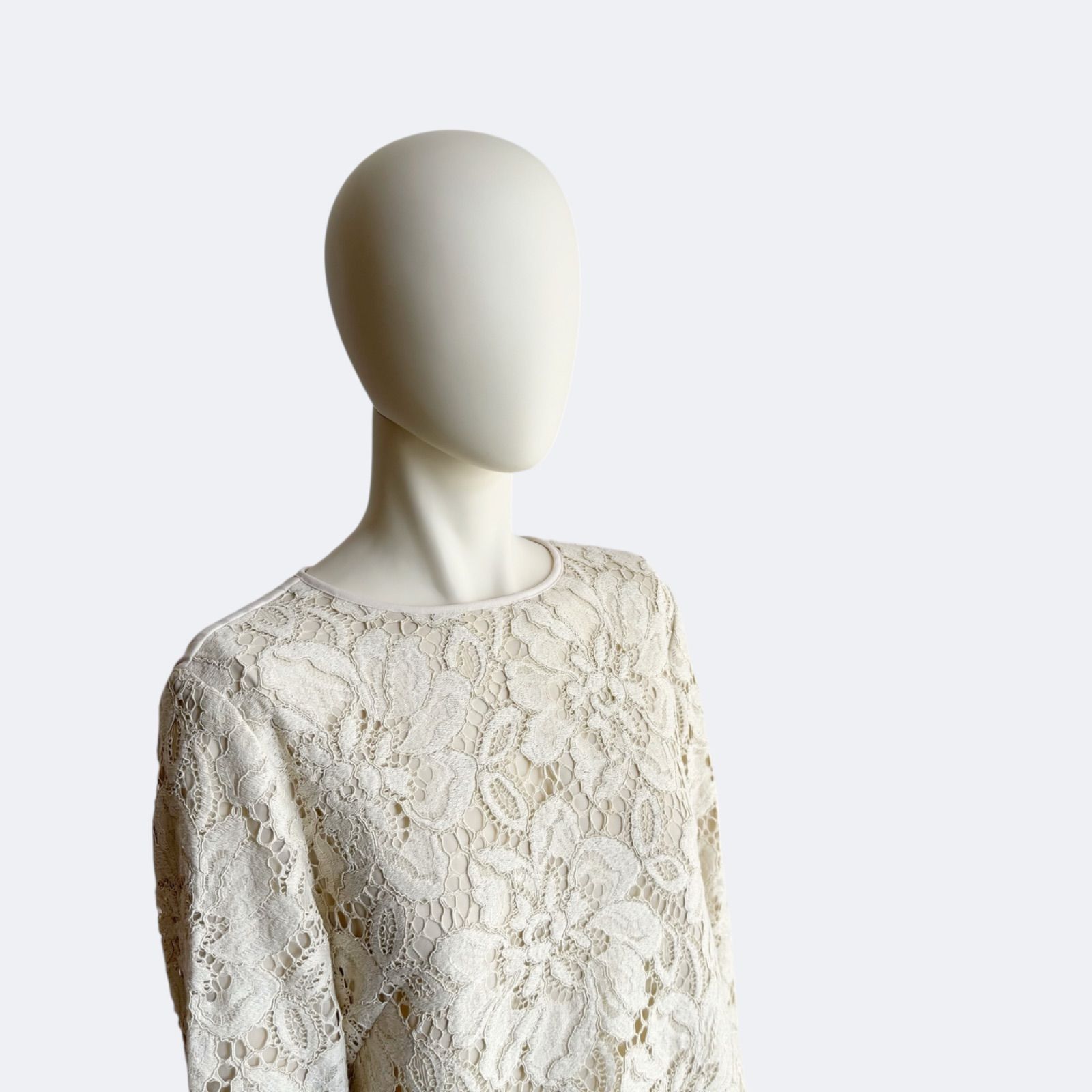 アドーア 総レースワンピース