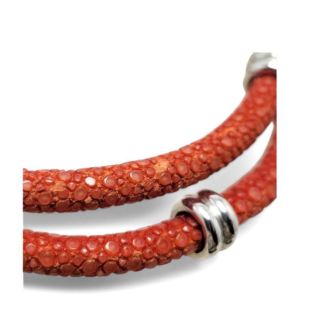 エイレザー レッド