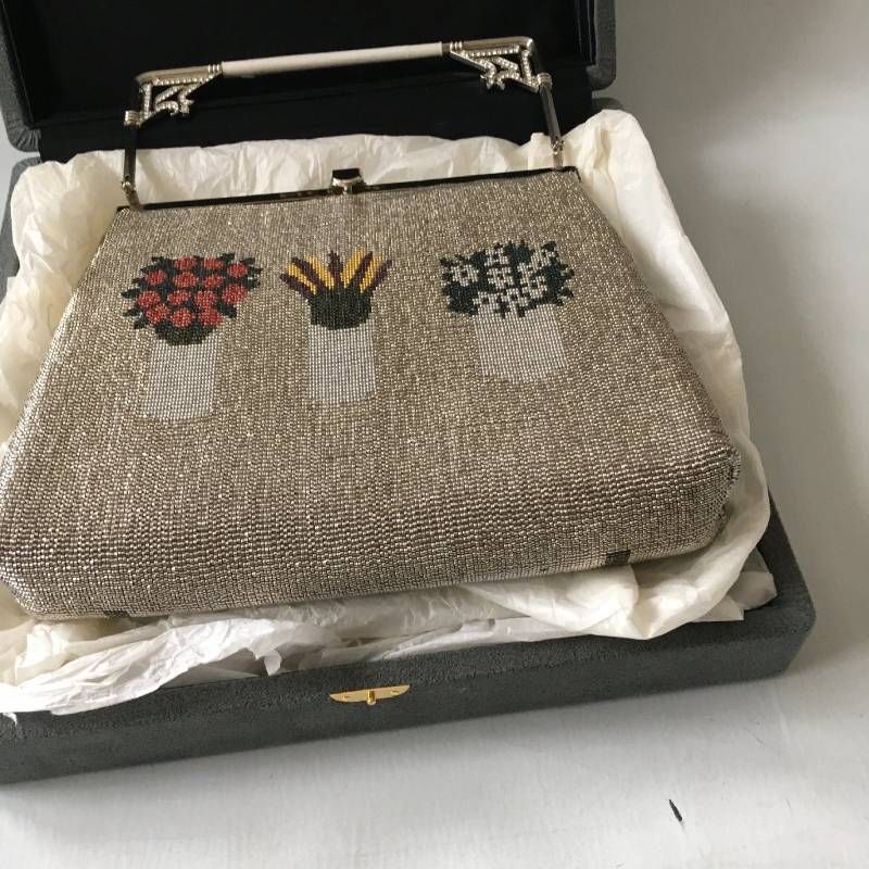 ラインストーン 保存ケース付き