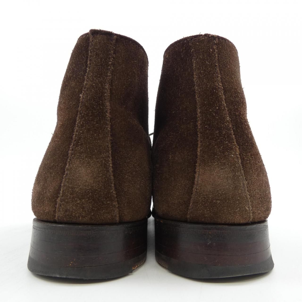 クロケットアンドジョーンズ