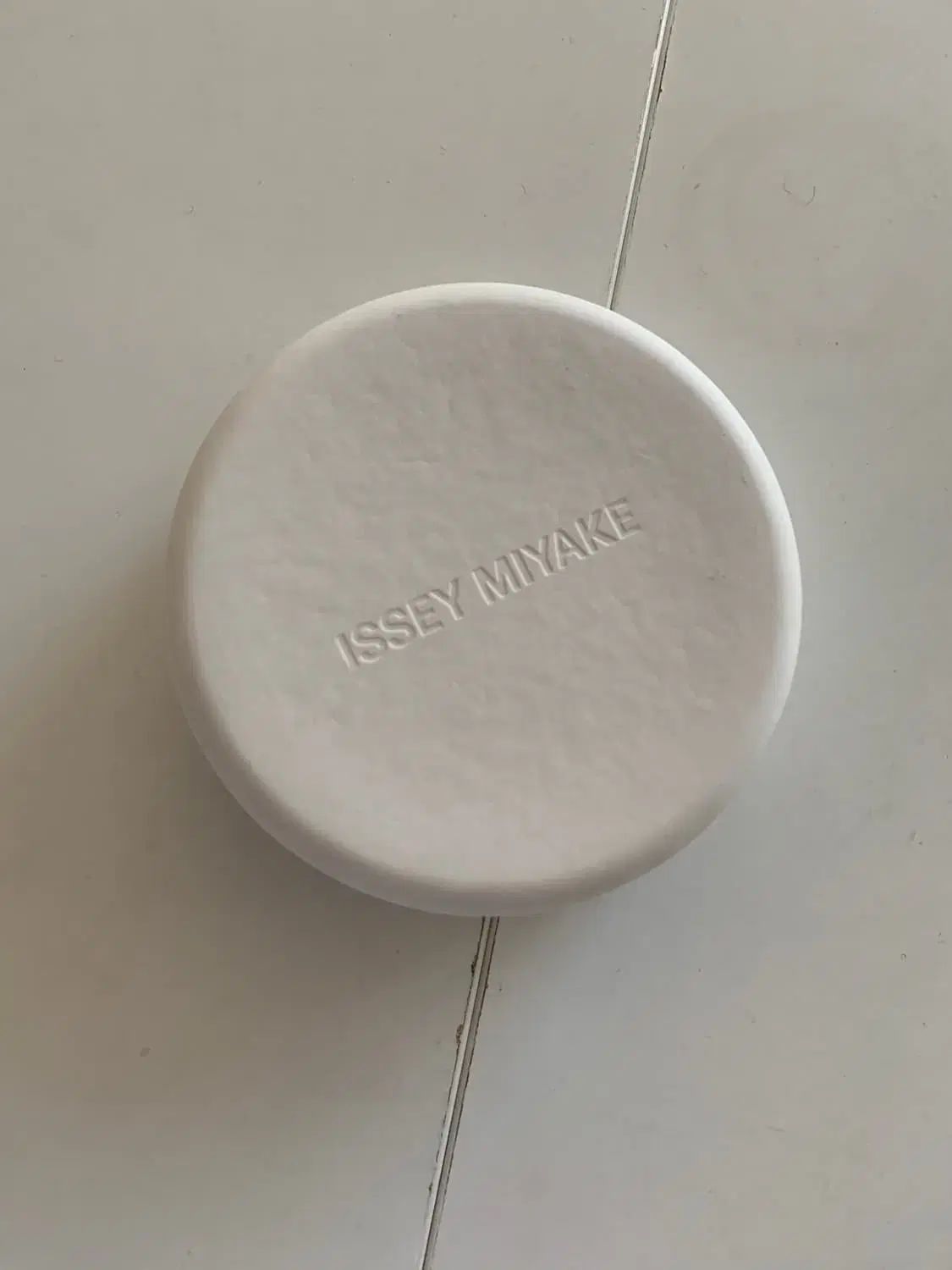  イッセイミヤケ JY 017 クリア バングル 時計 その他 時計