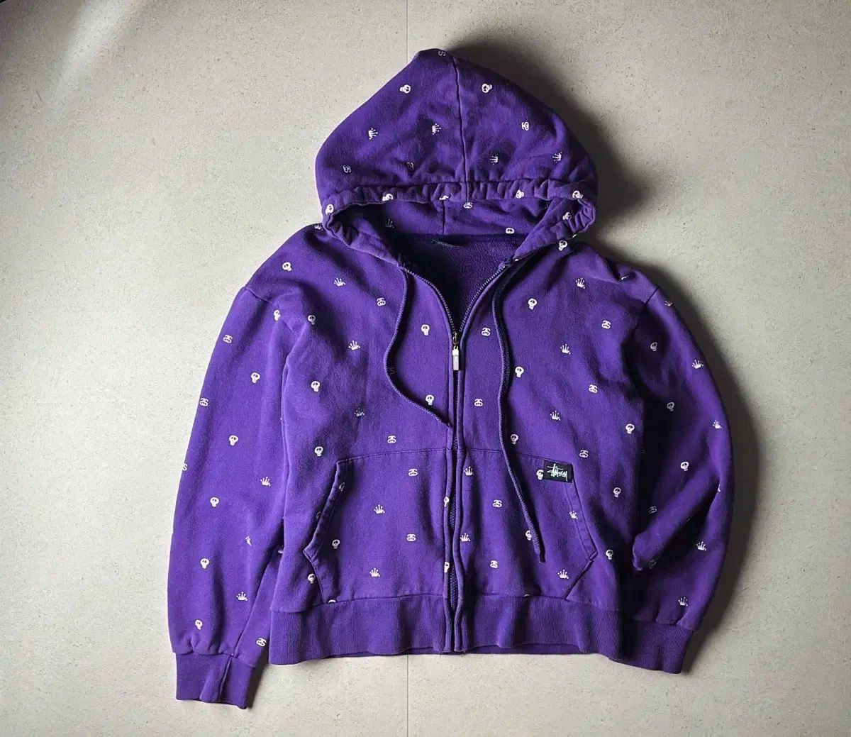 STUSSY スカル フードジップアップ