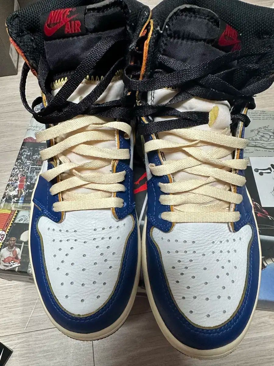 265 UNI x ジョーダン1 ブルー トゥー ほぼ