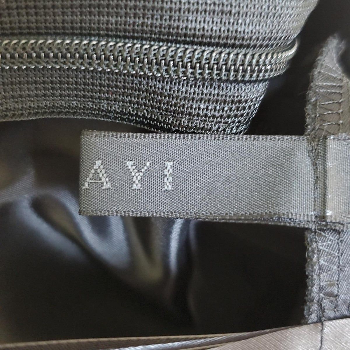 ノースリーブ ひざ丈