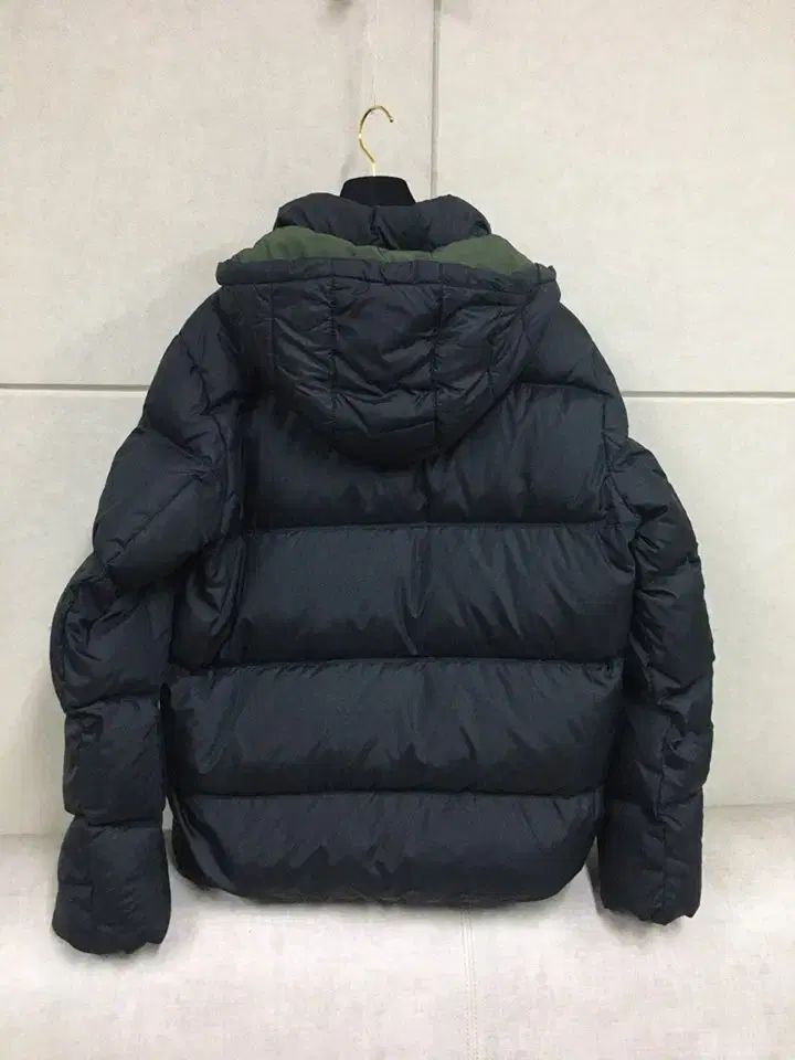 Hilfiger トミーヒルフィガー