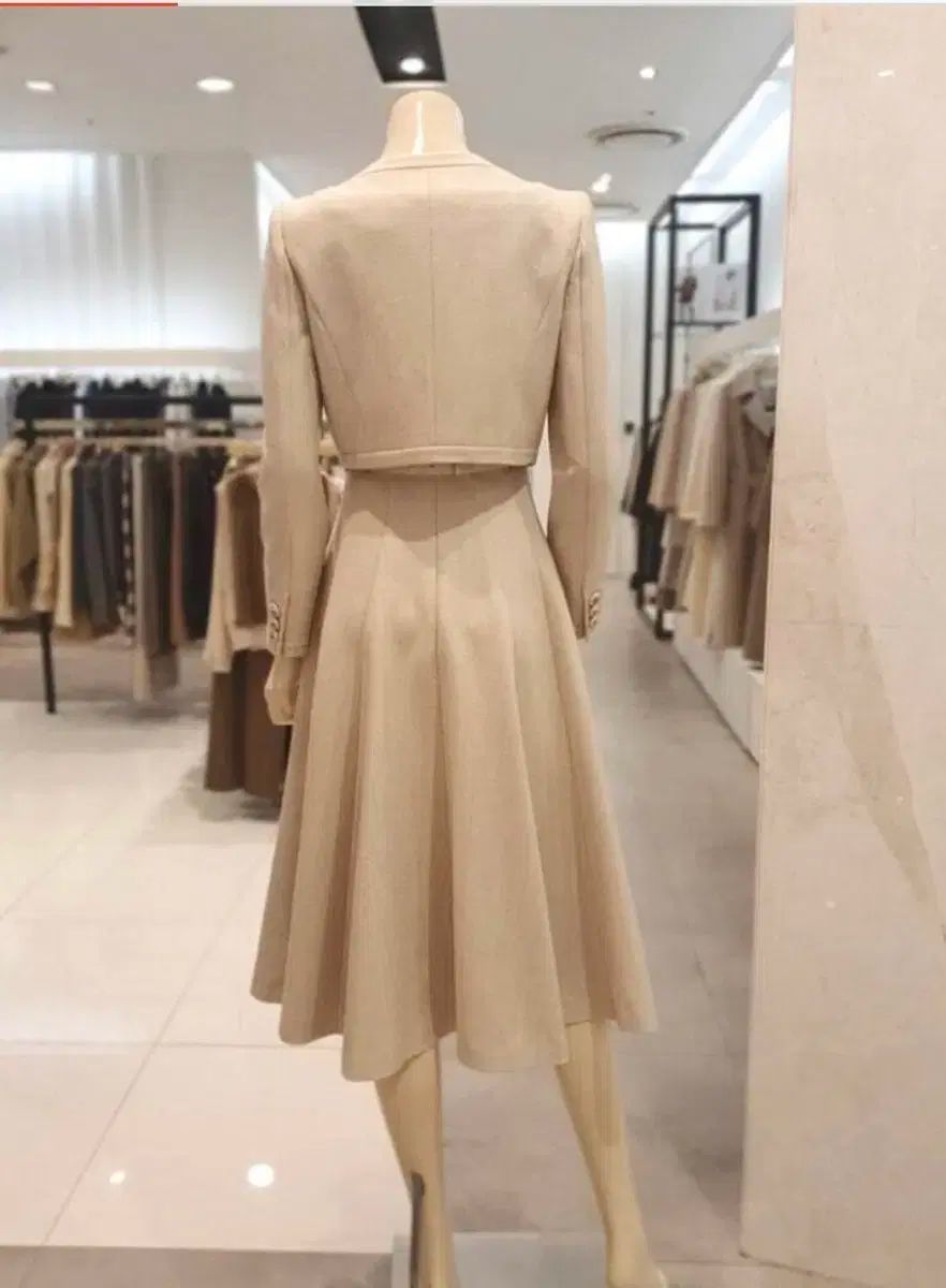 55半 66 ジゴット ウールフ ONE PIECE ジャケットセット ゲストルック 結婚式ドレス