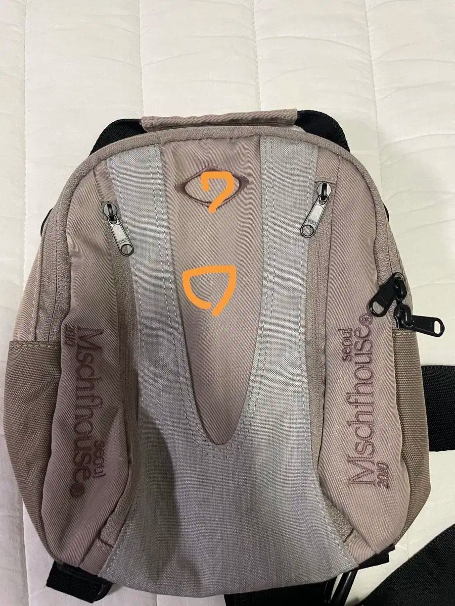 ミスチーフ RHOMBUS スリングバック ピンクグレー ミスチーフ バッグ バックパック DECORATOM_COM_BR