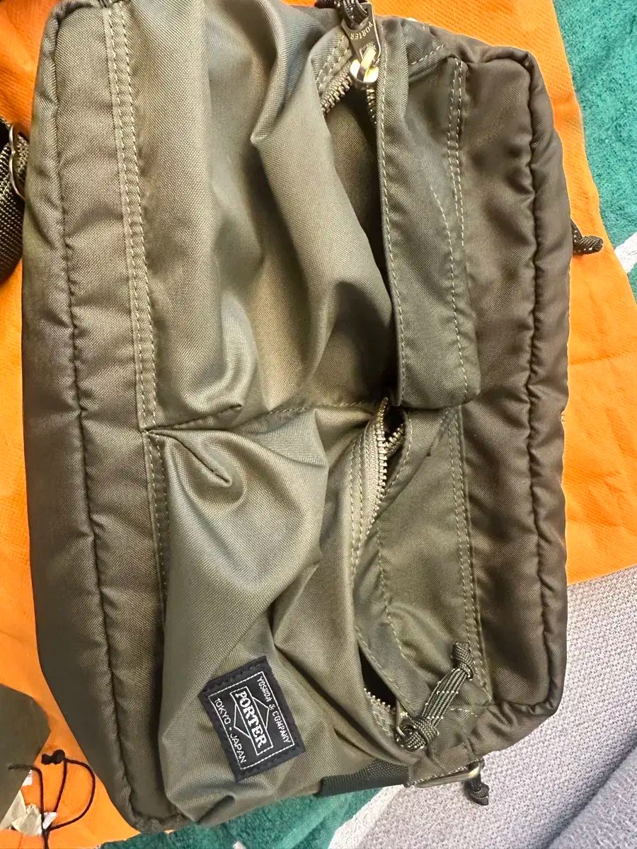 ポーター FORCE ショルダーバッグ カーキ色