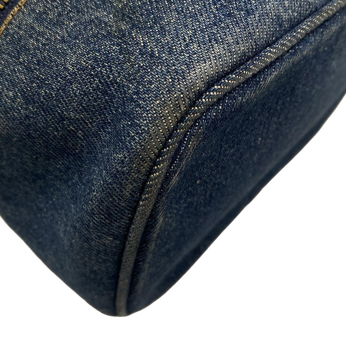 バニティバッグ