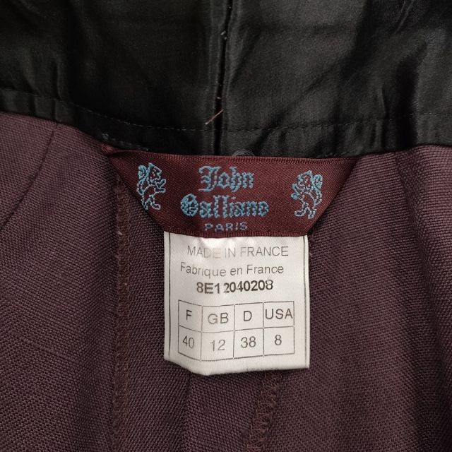 セミフ センターシーム