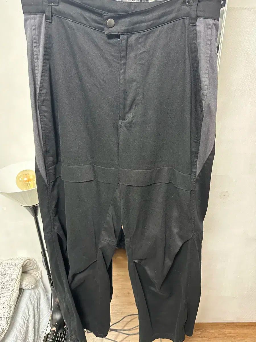 Hatchingroom シャーリングパンツ 2