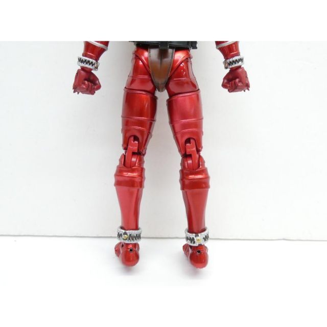 S.H.Figuarts 真骨彫製法 仮面ライダー響鬼 仮面ライダー響鬼紅