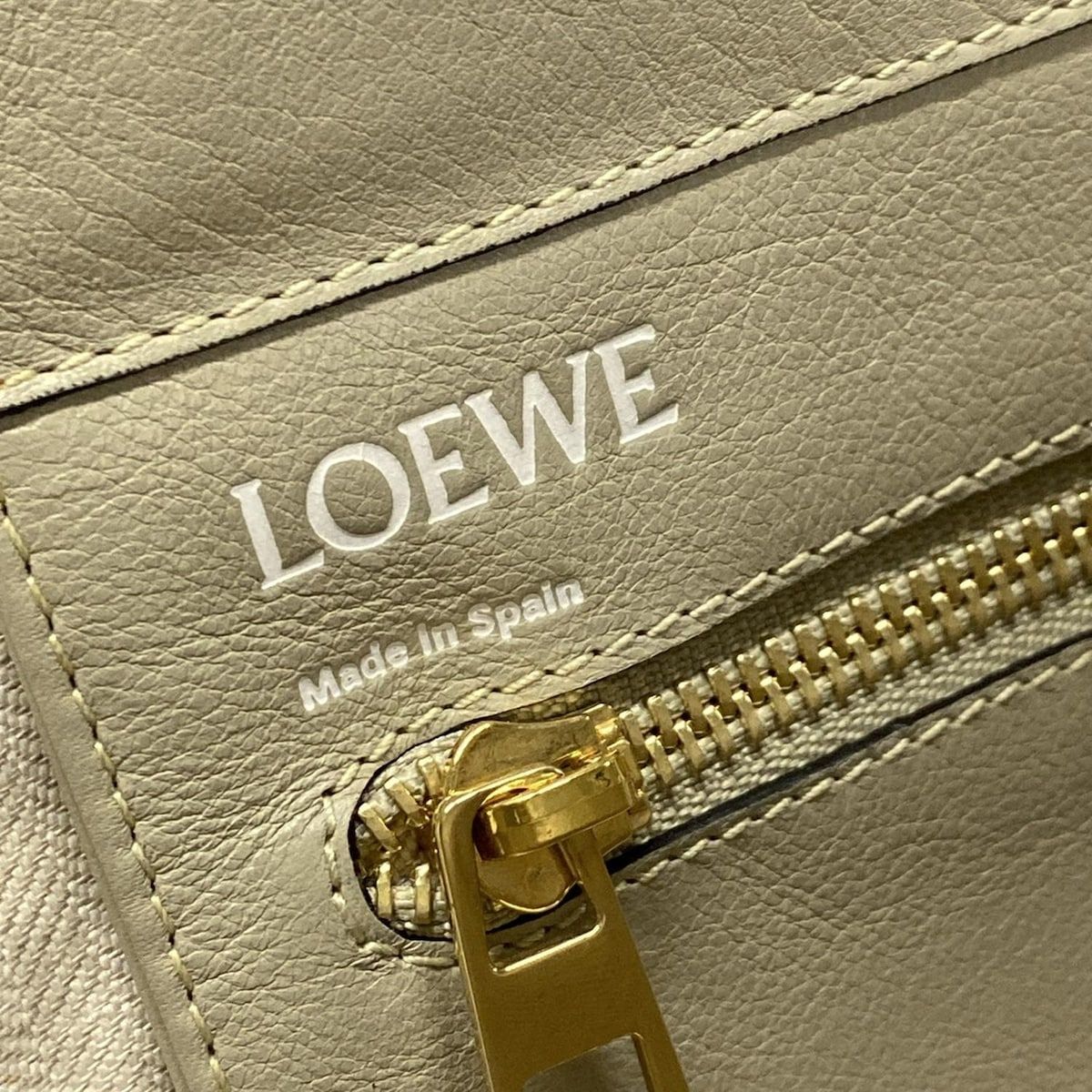 LOEWE ロエベ