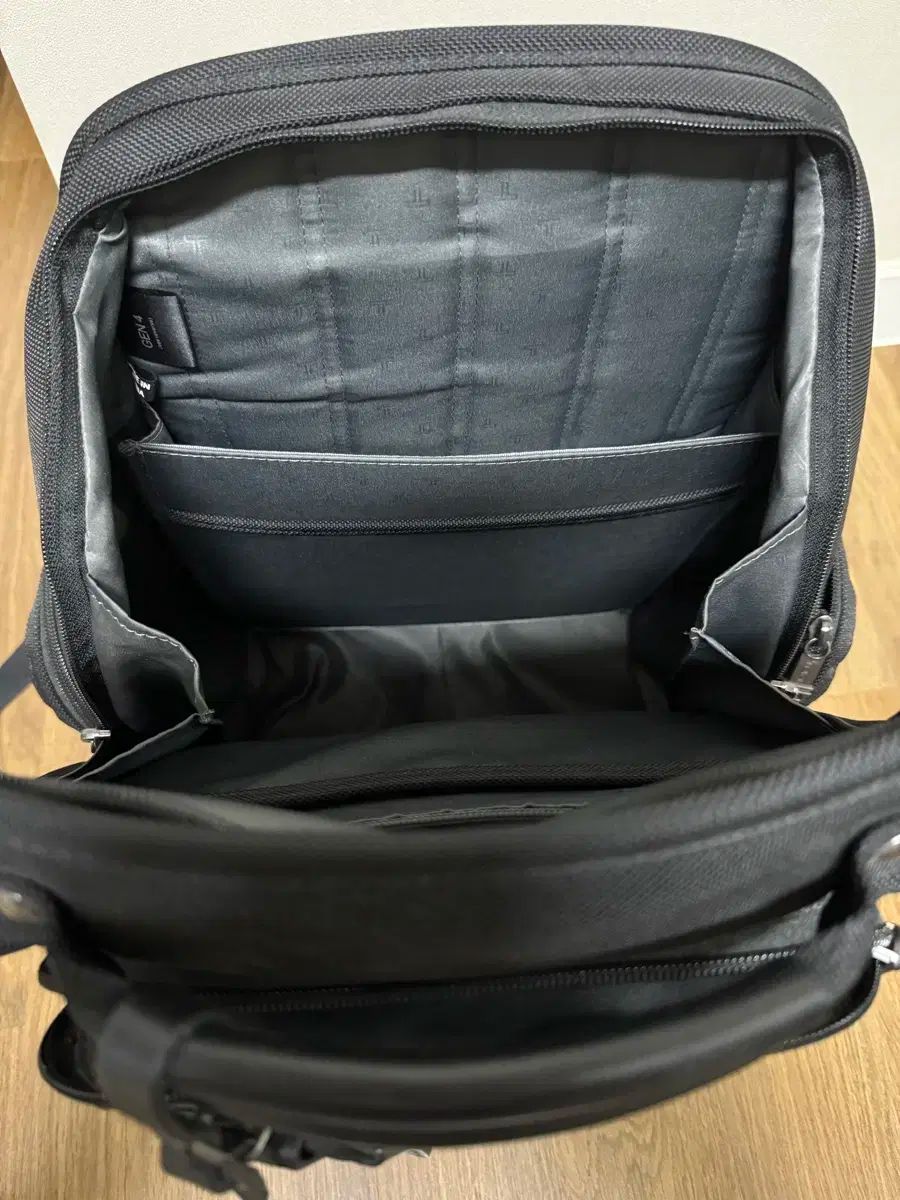 トゥミ TUMI アルファ ビジネス バックパック