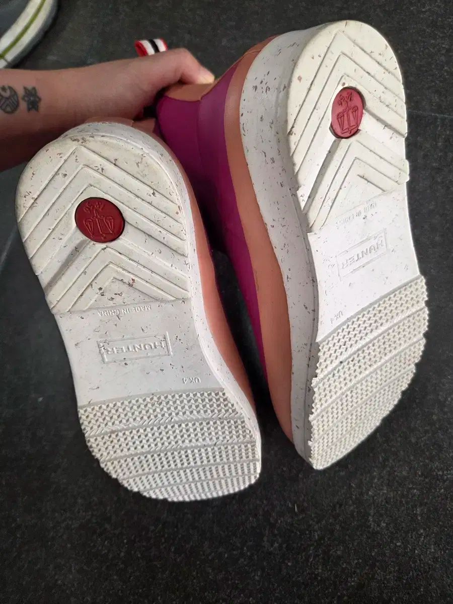  ハンター オリジナル スペックル ウェリントン レインブーツ プリズマティックピンク 230ミリ その他 靴