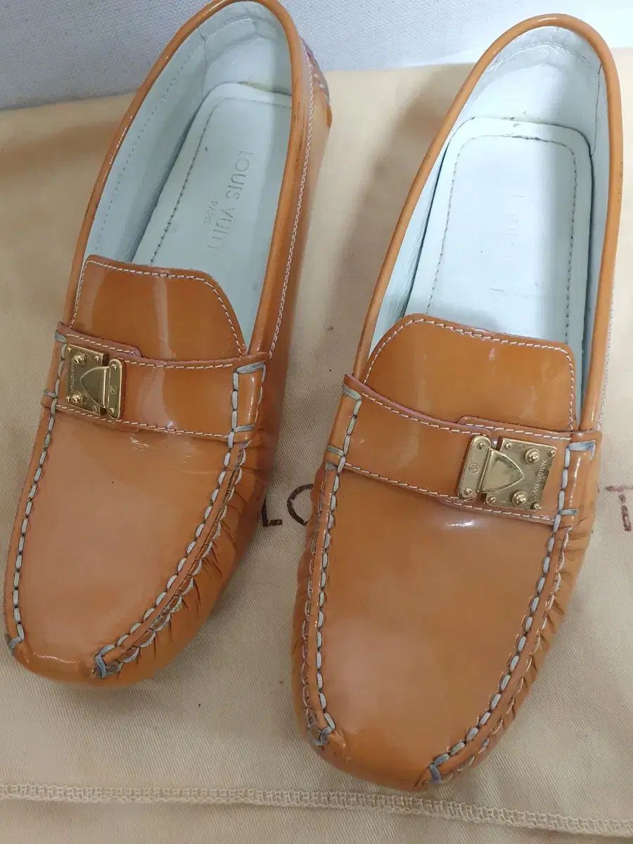 Louis Vuitton ドライビング ローファー 230 サイズ