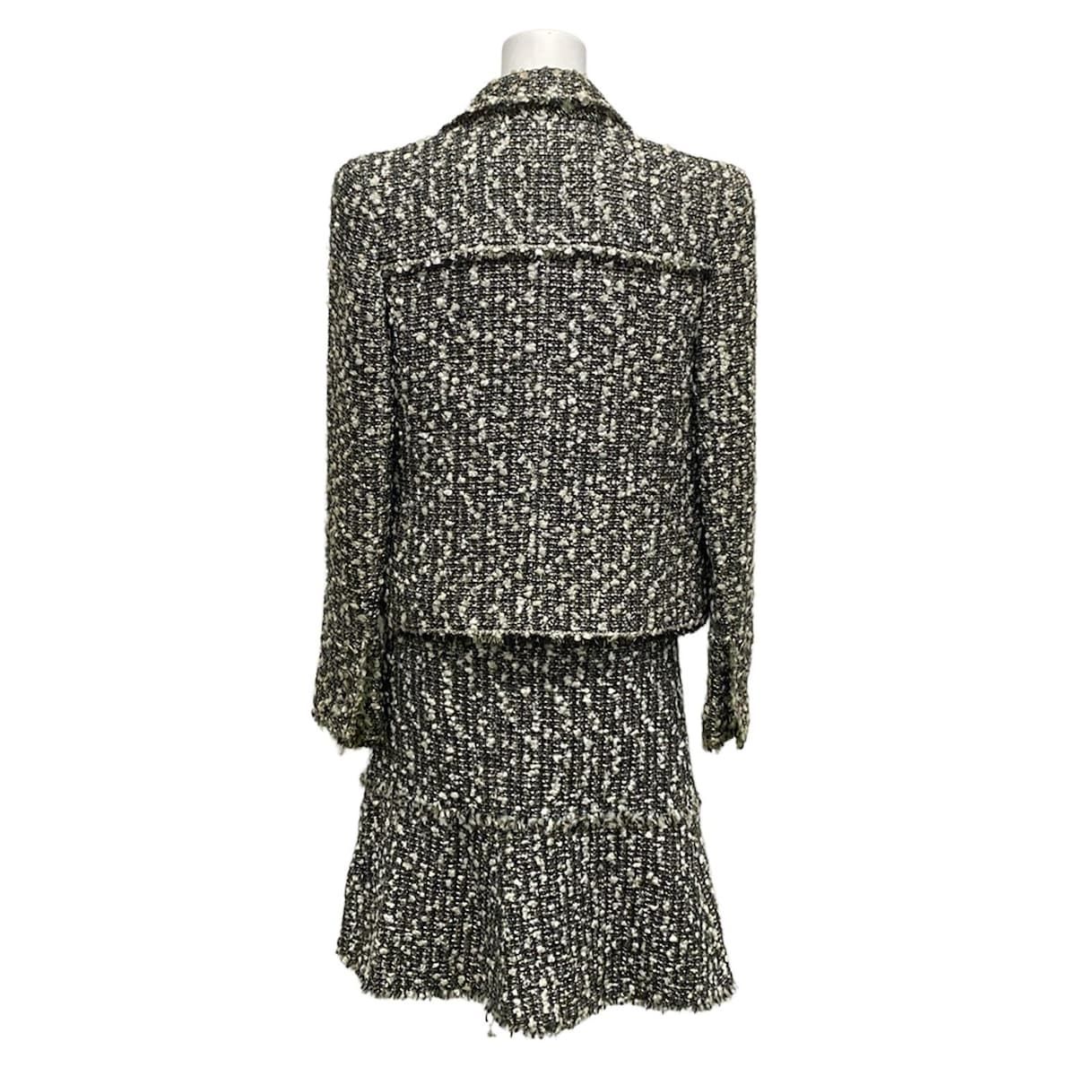 CHANEL シャネル スカートスーツ サイズ38 M レディース P24398 P24139 黒×白×マルチ ツイード ラメ ココボタン