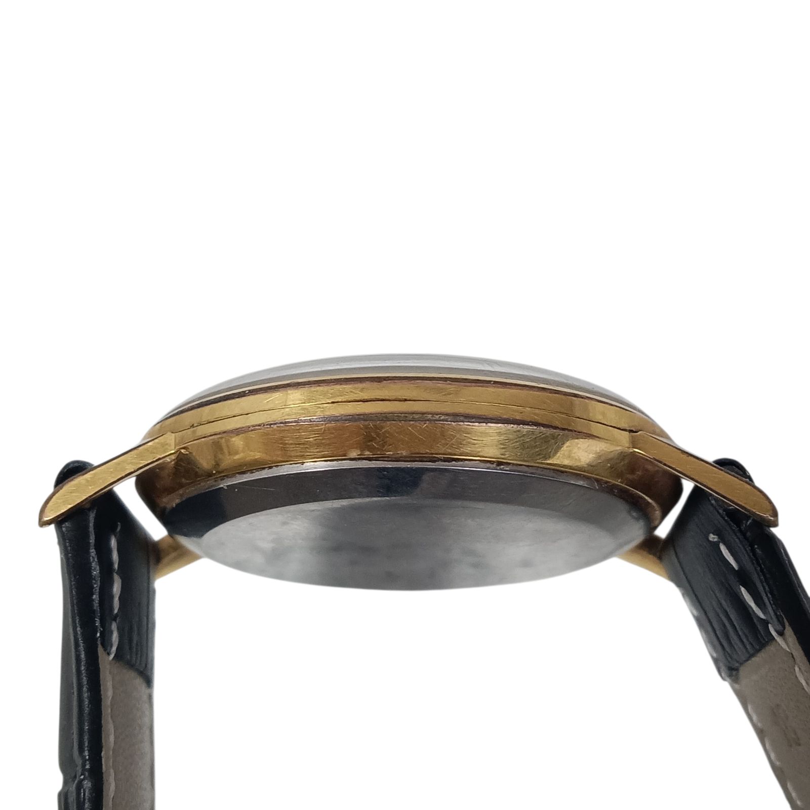 ゴールド文字盤