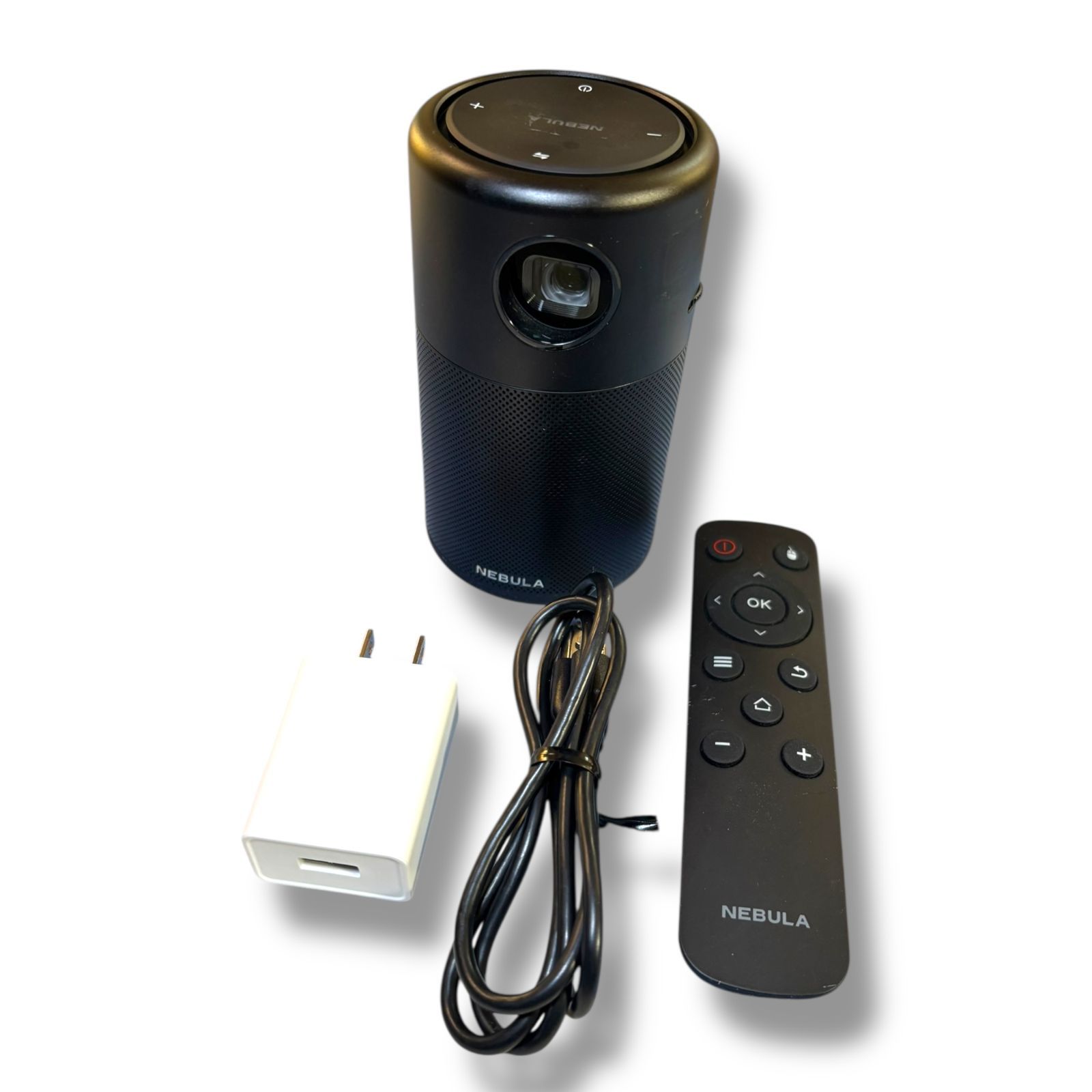 管理番号3083 Anker Nebula Capsule Pro Android搭載モバイルプロジェクター 150 ANSIルーメン DLP搭載 360度スピーカー