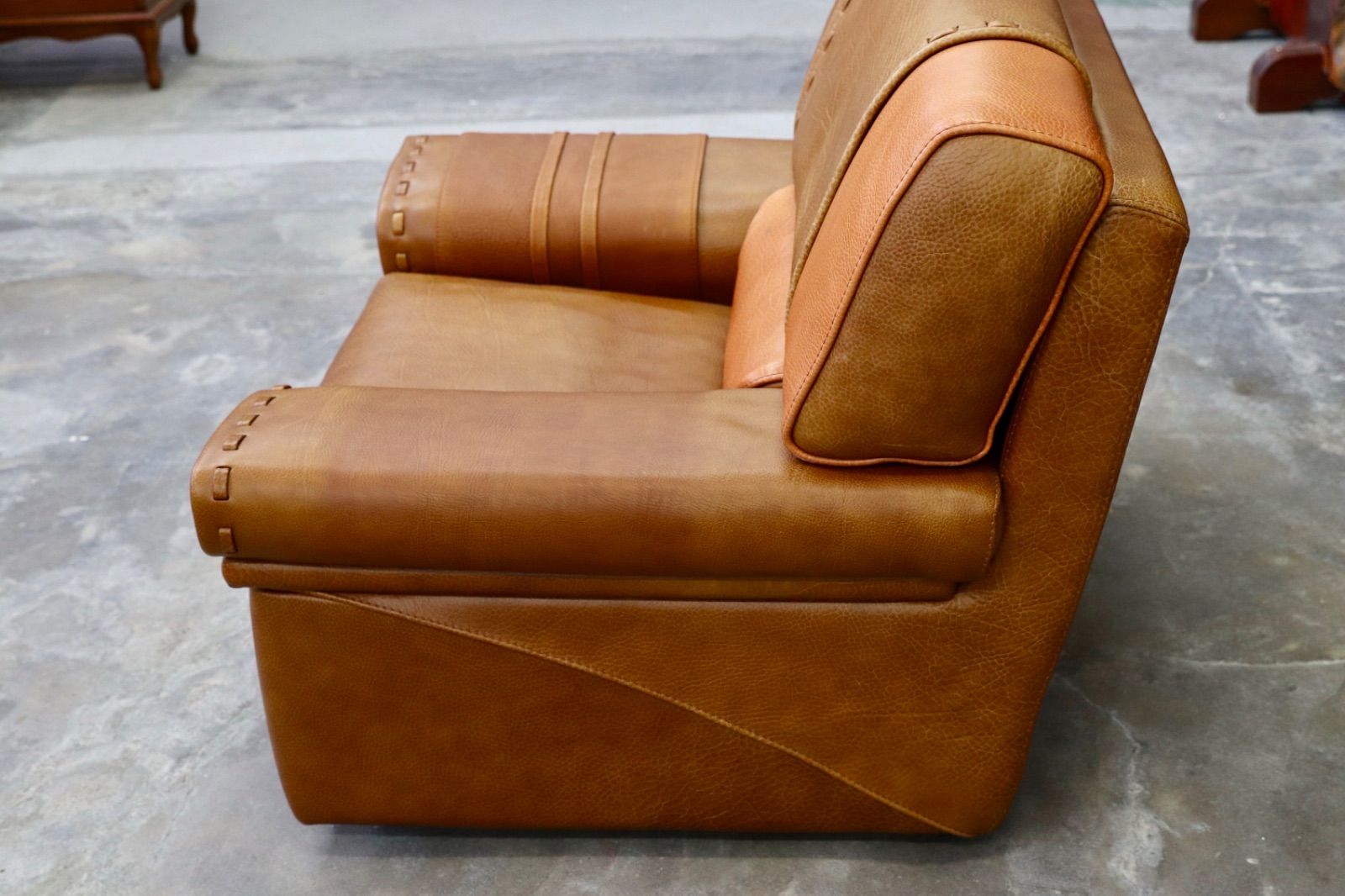 GMIK148 formenti フォルメンティ イタリア製 最 ラグジュアリー シングルソファ 厚手本革 ブラウン ユーロカーサ取扱 約70万 NEXPOTALLINN_EU