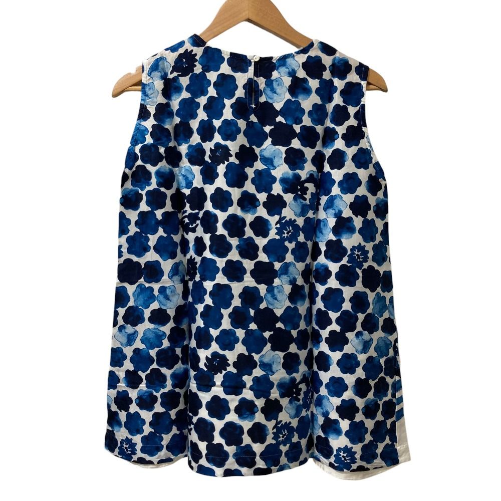 ツヤサテン染付プリントノースリーブ カットソー