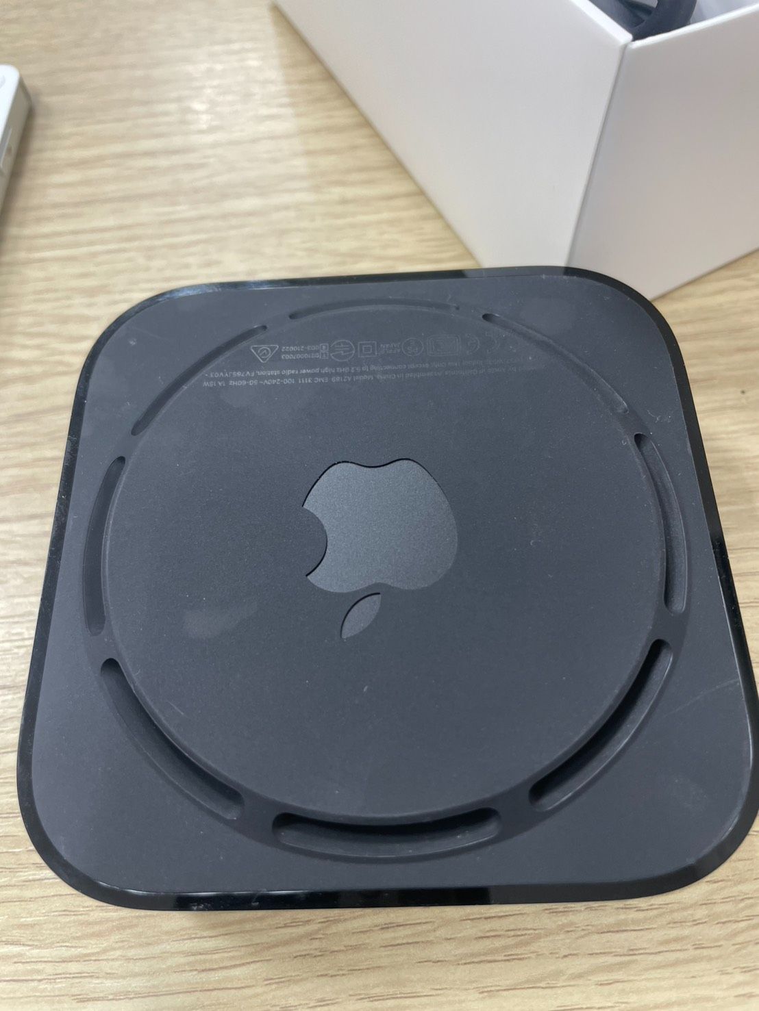 Apple TV 4K 第二世代（MXH02J/A）64GB Apple TV 4K（64GB）MXH02J/A Apple TV 4K 64GB (2nd Generation) -