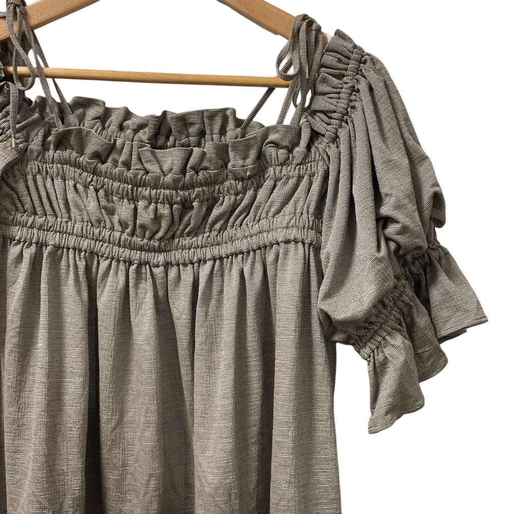 25 AW GRACE グレースコンチネンタル ギャザーフ トップ ブラウス サイズ36 カーキ レディース 古着