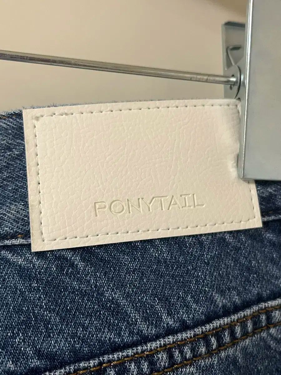 ポニーテール ベラ ルーズフィットジーン ミディアムブルー S DECORATOM_COM_BR