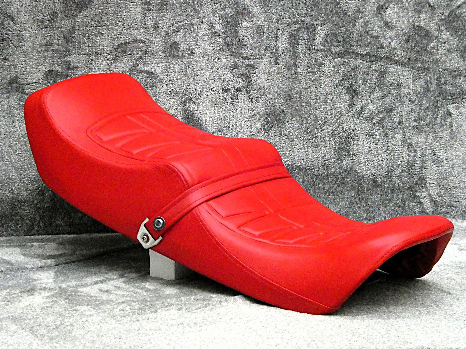 RC04赤 純正タイプ