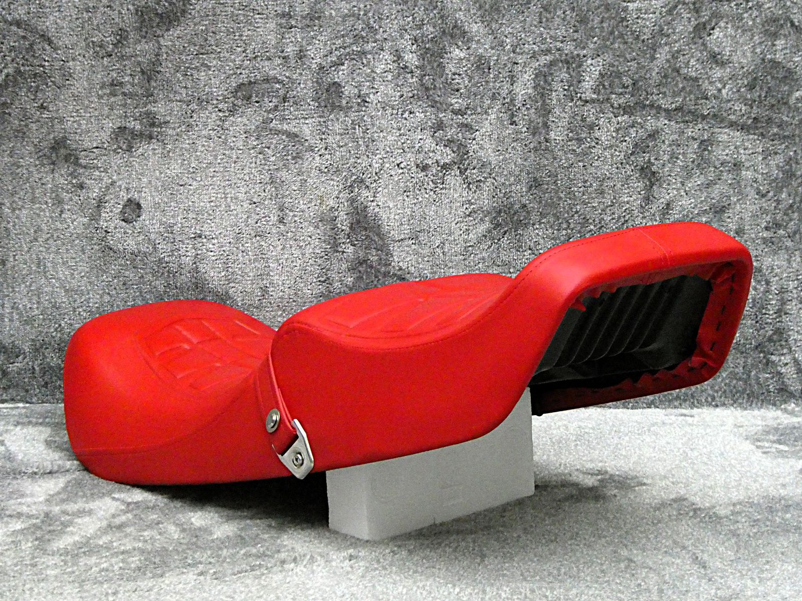 RC04赤 純正タイプ