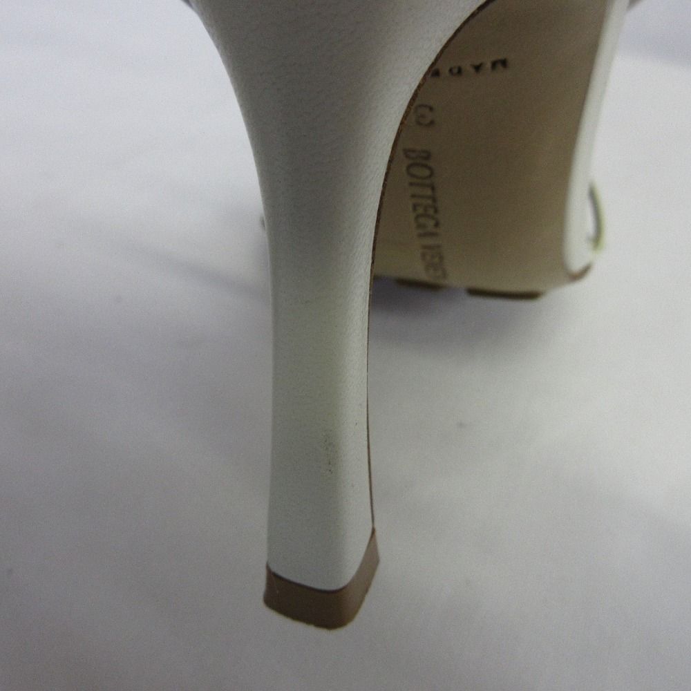  BOTTEGA VENETA ボッテガヴェネタ ストレッチ ストラップサンダル サイズ35 約22 cm オプティックホワイト レディース 古着 サンダル サンダル ミュール