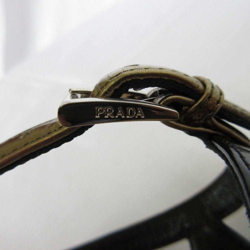 クロスストラップ