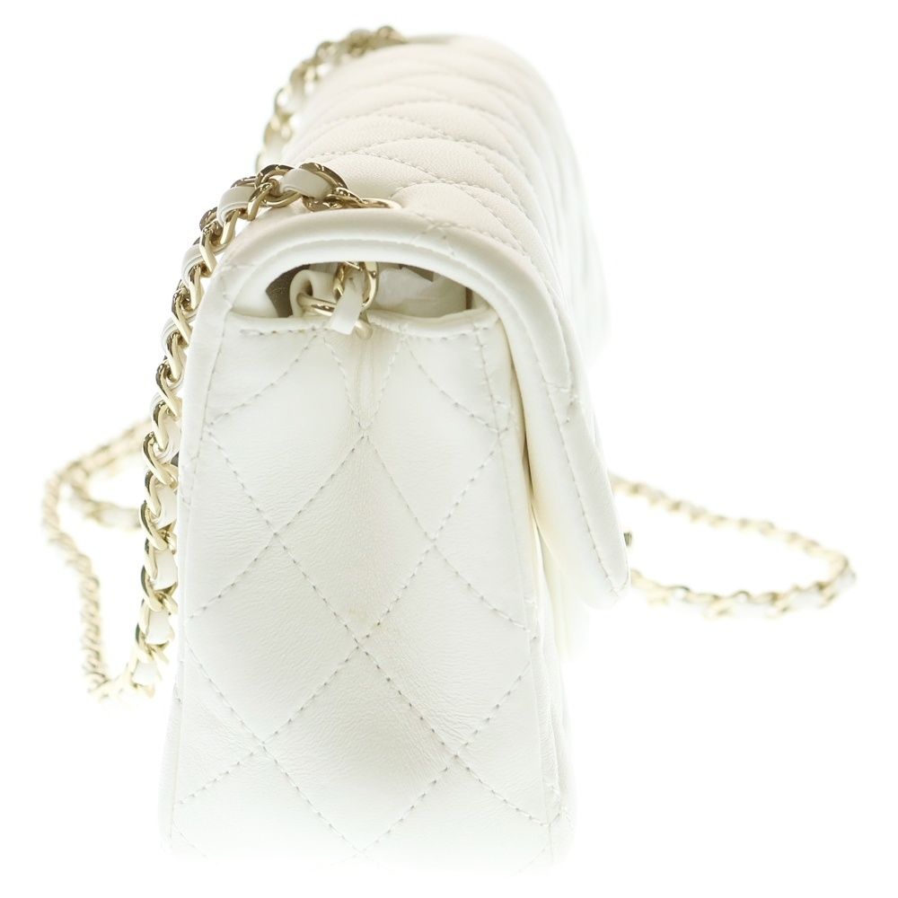 シャネル　マトラッセ　ウエストバッグ　ホワイト CHANEL (シャネル) ミニマトラッセ ココボール シングルフラップ