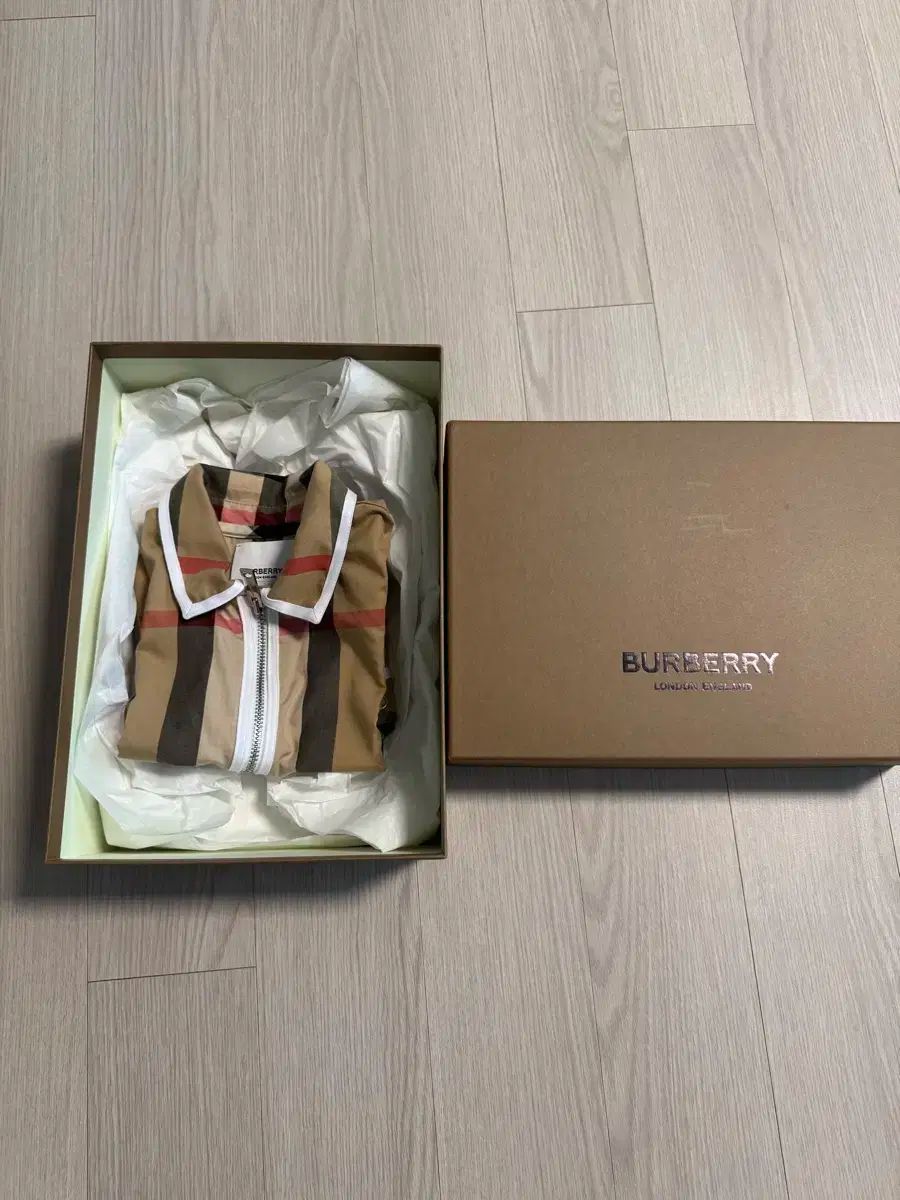  バーバリー ベイビー ボディスーツ ツーウェイ ドレスオール ベビー服(~95cm)