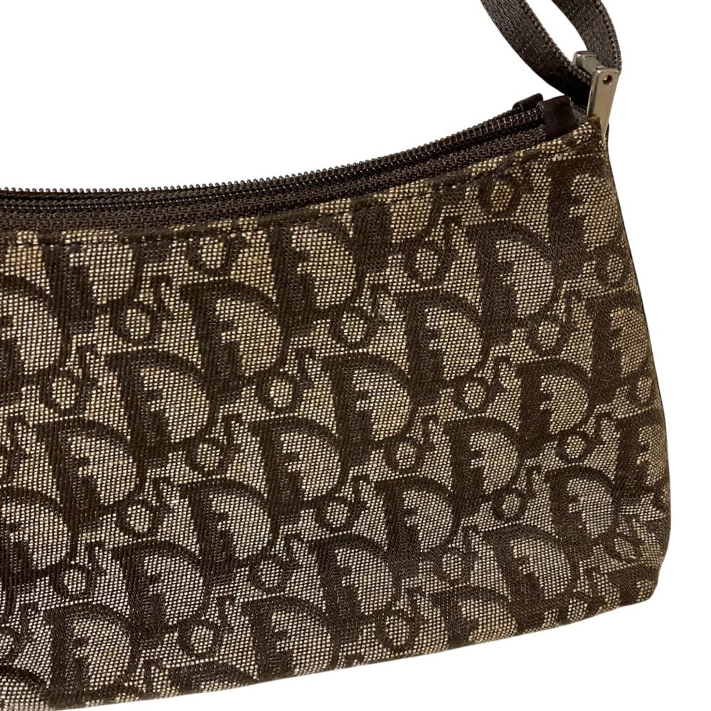 ポーチ ブラウン