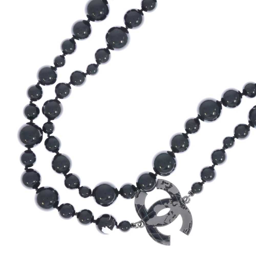 CHANEL シャネル ココマーク ロゴプレート 世界地図 ビーズ ロングネックレス ブラック A13K