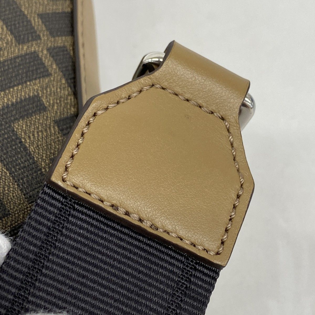 5me6069】フェンディ ショルダーバッグ ズッカ ダイアゴナル PVC  