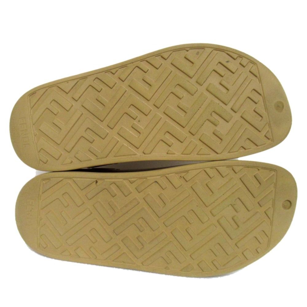 FENDI フェンディ