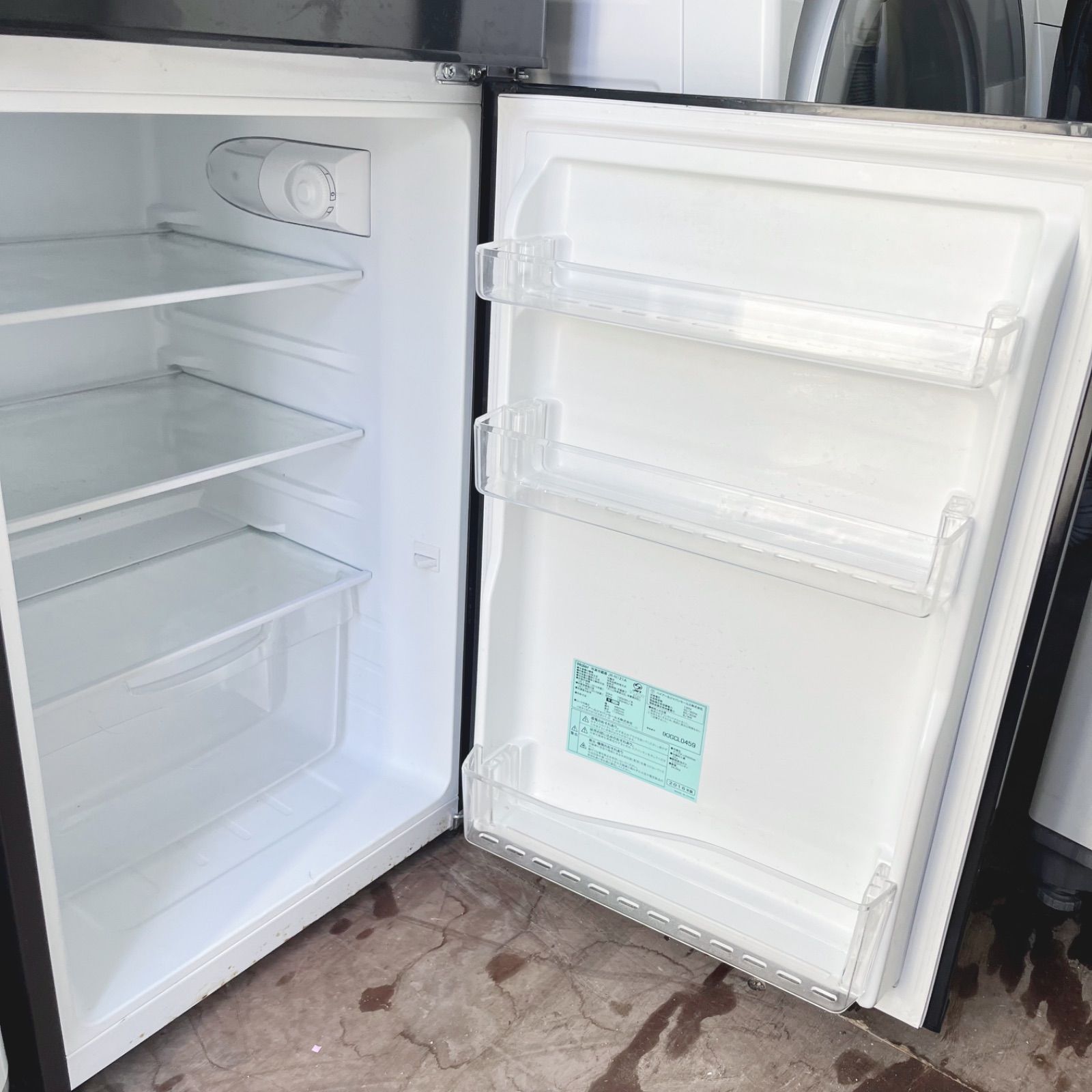 334取付無料！スタイリッシュブラックコンパクト冷蔵庫SHARP風乾燥付き