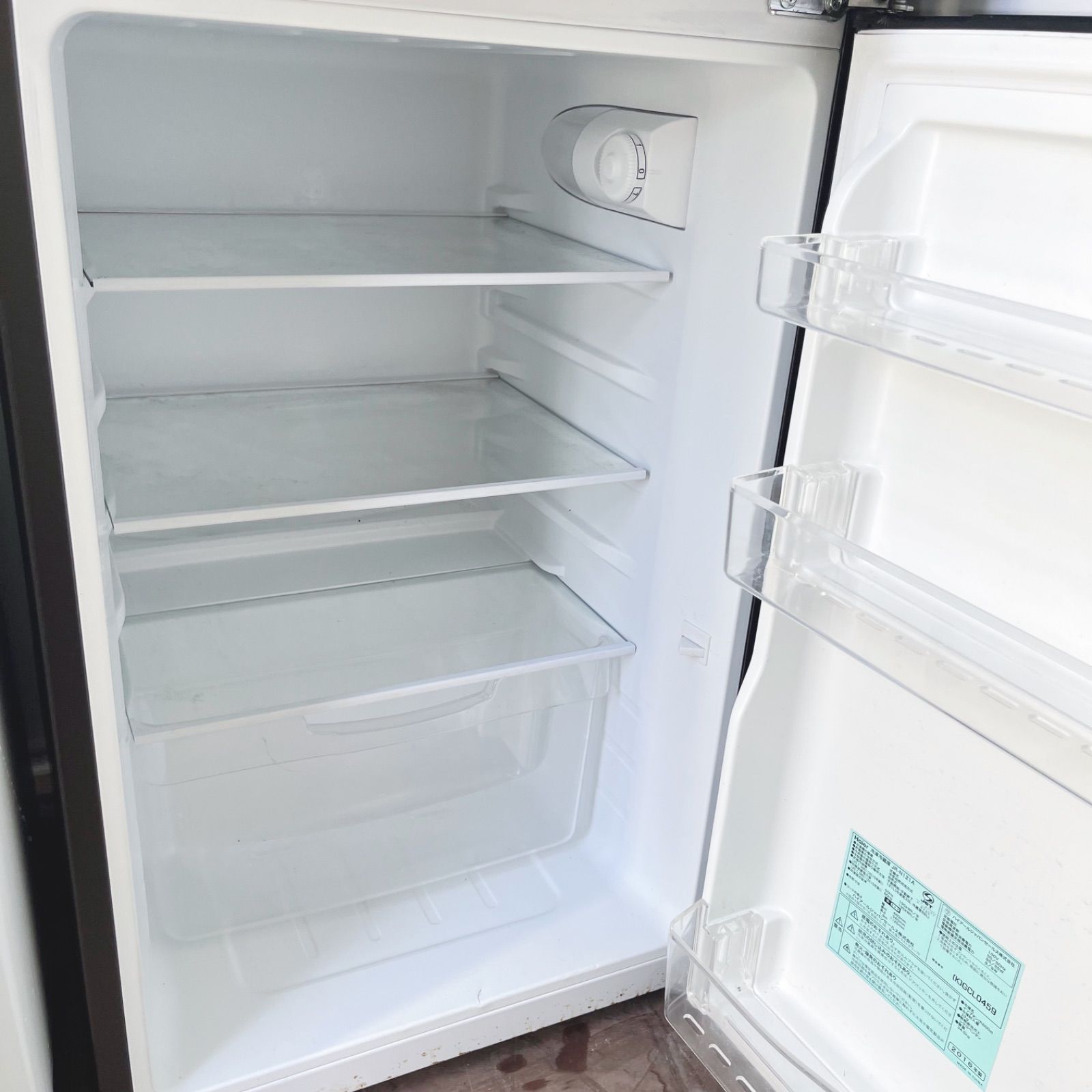 334取付無料！スタイリッシュブラックコンパクト冷蔵庫SHARP風