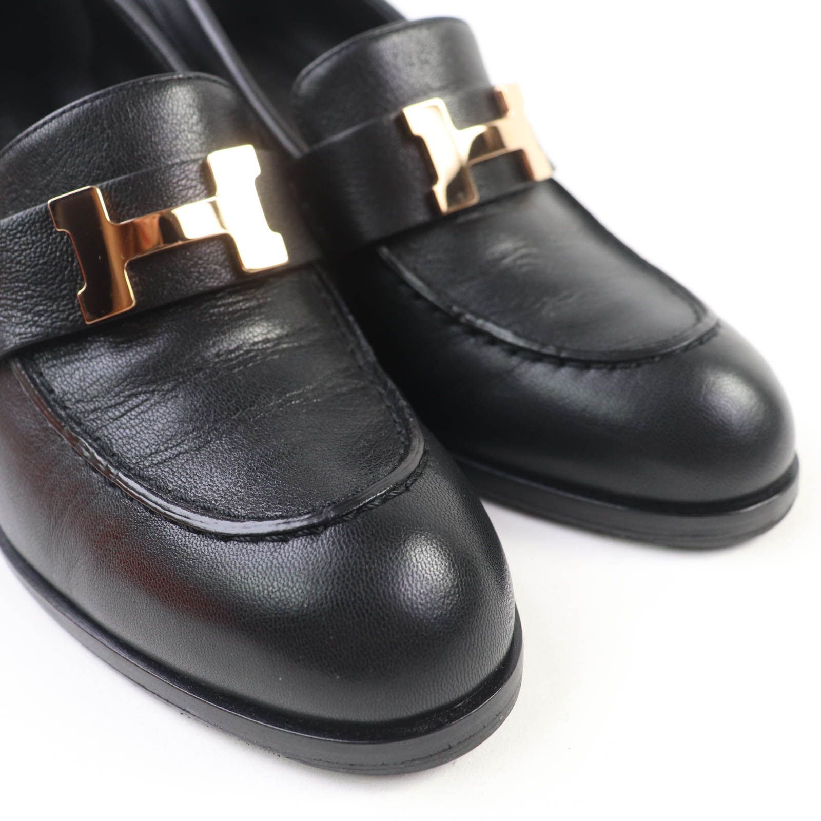 超美品！HERMES ブラック パンプスヒール5㎝ ゴールド金具 極美品☆HERMES エルメス ドーフィン ゴールド金具 2024年購入