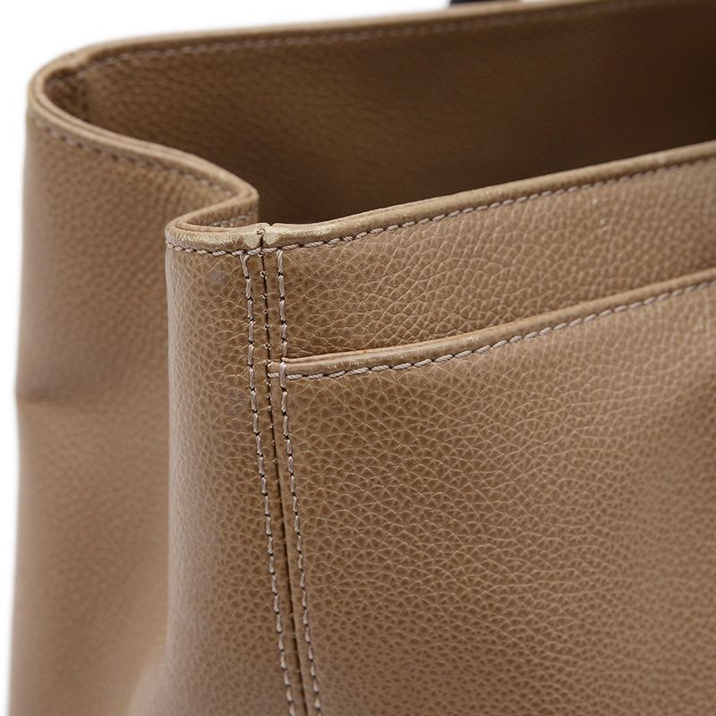 レザー ベージュ